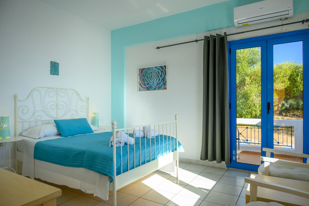 2 persons apartments