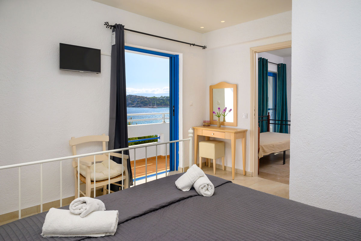 4-5 persons apartments